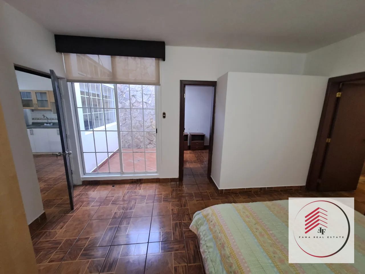 Alquiler de apartamento de una habitación en Oakland zona 10 a una cuadra de Oakland mall — Apartamento en Alquiler en Oakland I, Zona 10, Guatemala, Ciudad — foto 15 de 17