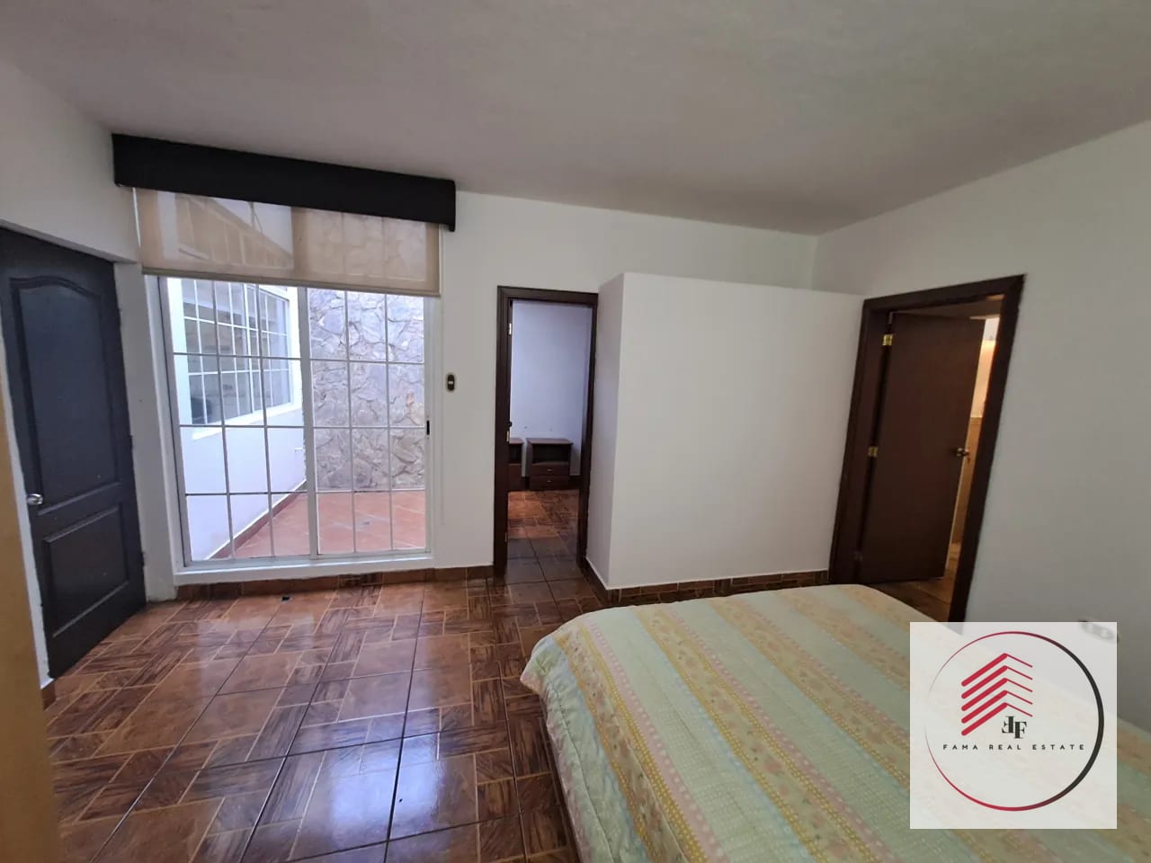 Alquiler de apartamento de una habitación en Oakland zona 10 a una cuadra de Oakland mall — Apartamento en Alquiler en Oakland I, Zona 10, Guatemala, Ciudad — foto 16 de 17