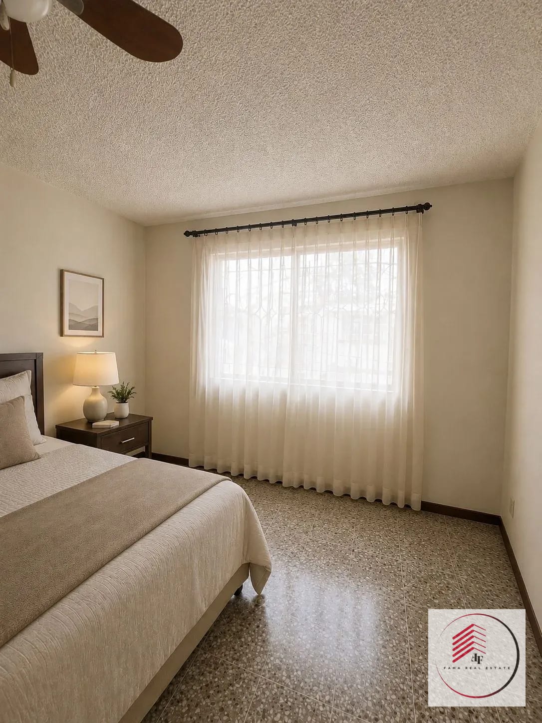 VENTA DE CASA DE DOS NIVELES EN ZONA 11 DENTRO DE GARITA — Casa en Venta en Zona 11, Guatemala, Ciudad — foto 3 de 17