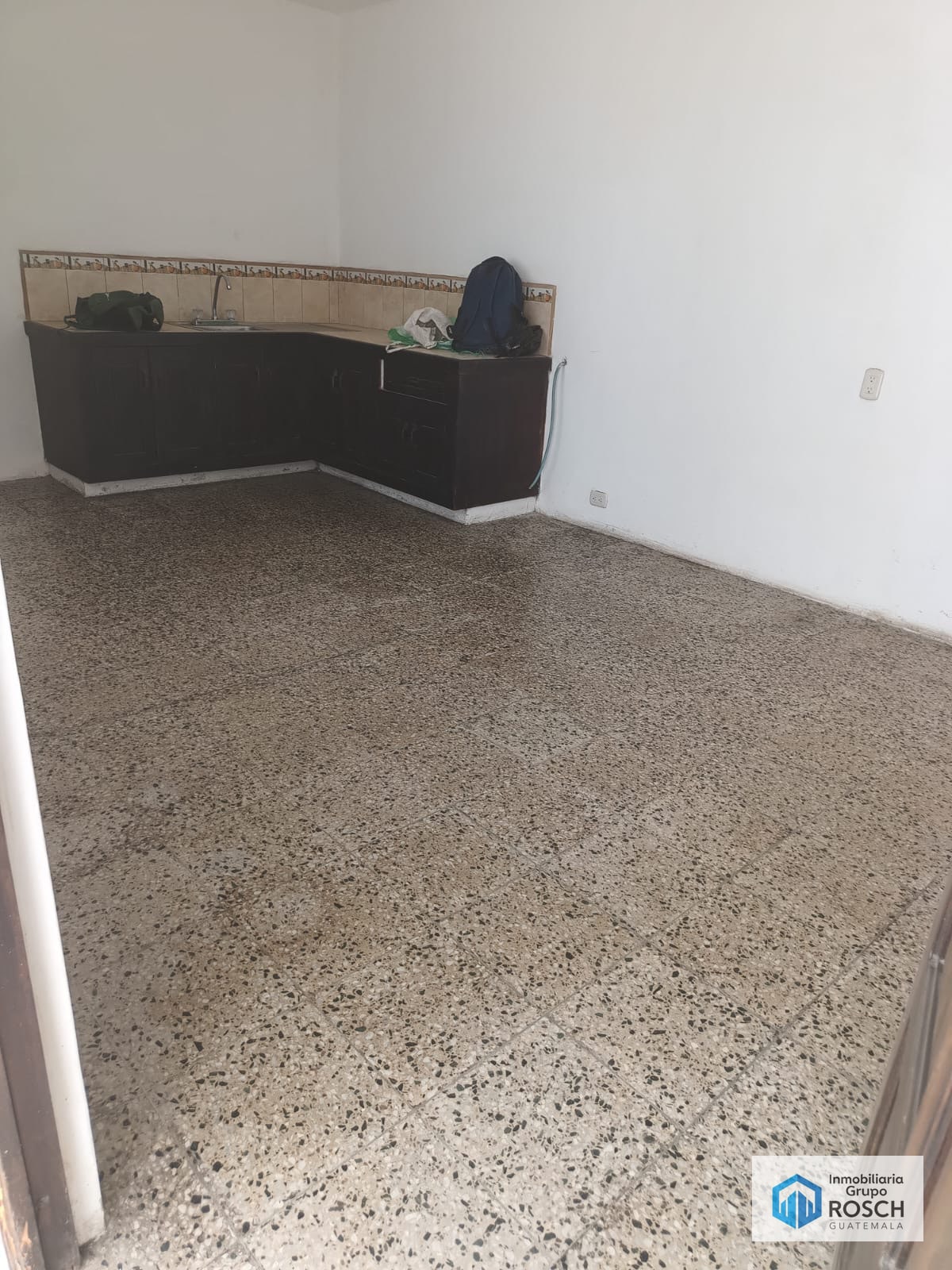 Casa en Venta para Remodelar Antigua Guatemala — Casa en Venta en Dentro del Casco, Antigua, Sacatepéquez — foto 3 de 6
