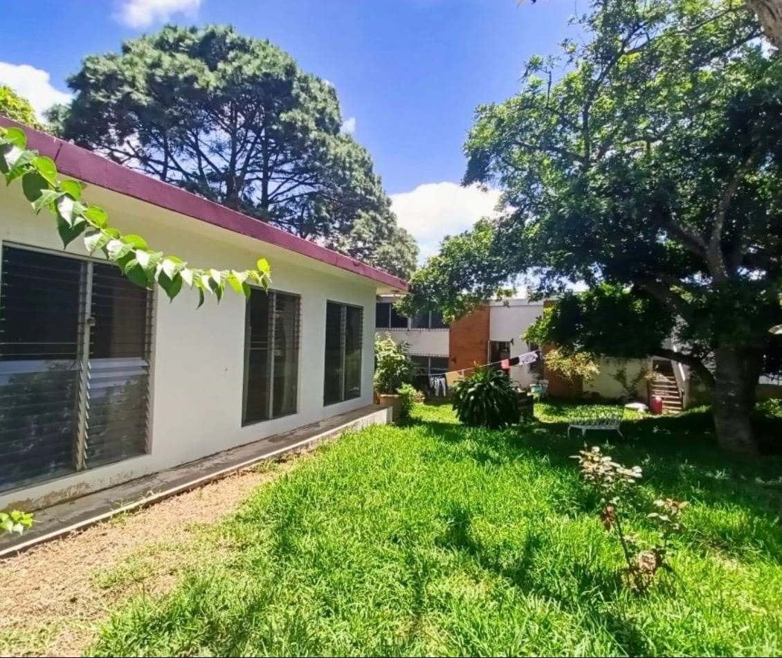 Venta de propiedad para remodelar o desarrollo en Zona 15 Vista Hermosa I — Casa en Venta en Vista Hermosa I, Zona 15, Guatemala, Ciudad — foto 6 de 8