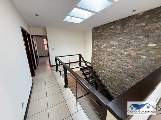 Rento casa en Zona 16 SAN ISIDRO CONDOMINIO EXCLUSIVO — Casa en Alquiler en Zona 16, Guatemala, Ciudad — foto 15 de 17