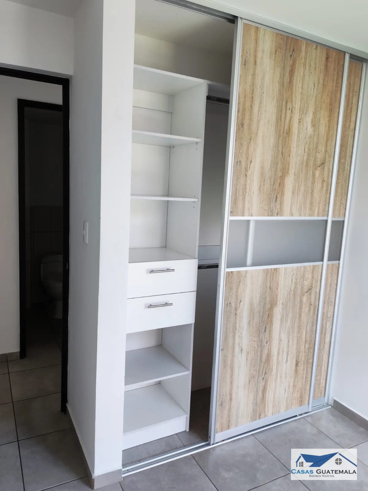 Vendo apartamento en Zona 11 MARISCAL REMATE BANCARIO — Apartamento en Venta en Mariscal, Zona 11, Guatemala, Ciudad — foto 8 de 16