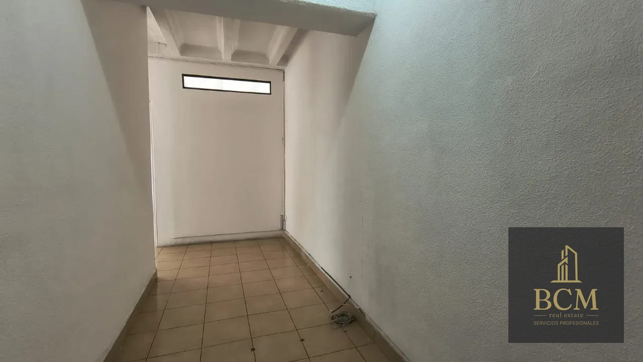 Rento/Vendo Oficina Z.10 — Oficina en Alquiler en Plaza Buró, Zona 10, Guatemala, Ciudad — foto 5 de 5
