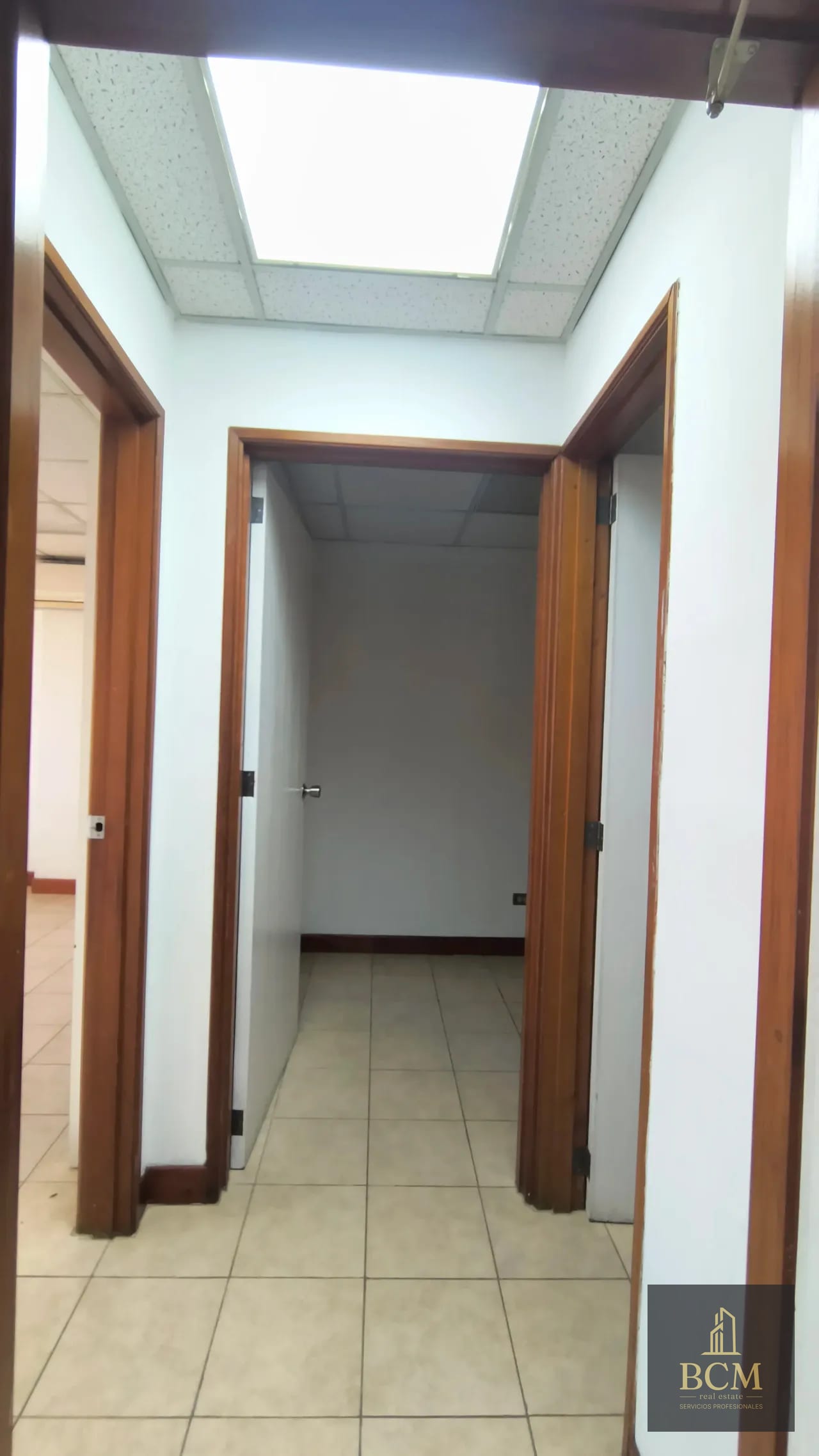 Clínica en Renta z. 10 — Clínica en Alquiler en Zona 10, Guatemala, Ciudad — foto 7 de 11