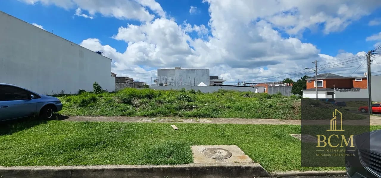 Terreno en Venta | Hacienda Real, zona 16 — Terreno en Venta en Hacienda Real, Zona 16, Guatemala, Ciudad — foto 1 de 9