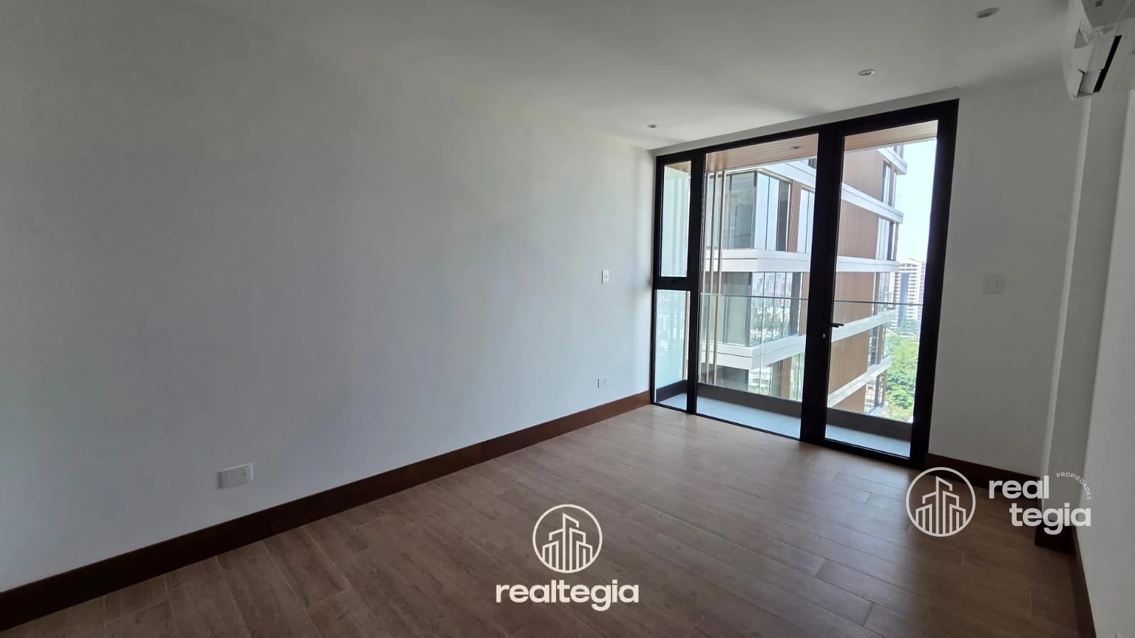 APARTAMENTO EN GUARA ZONA 15 — Apartamento en Alquiler en Zona 15, Guatemala, Ciudad — foto 8 de 17