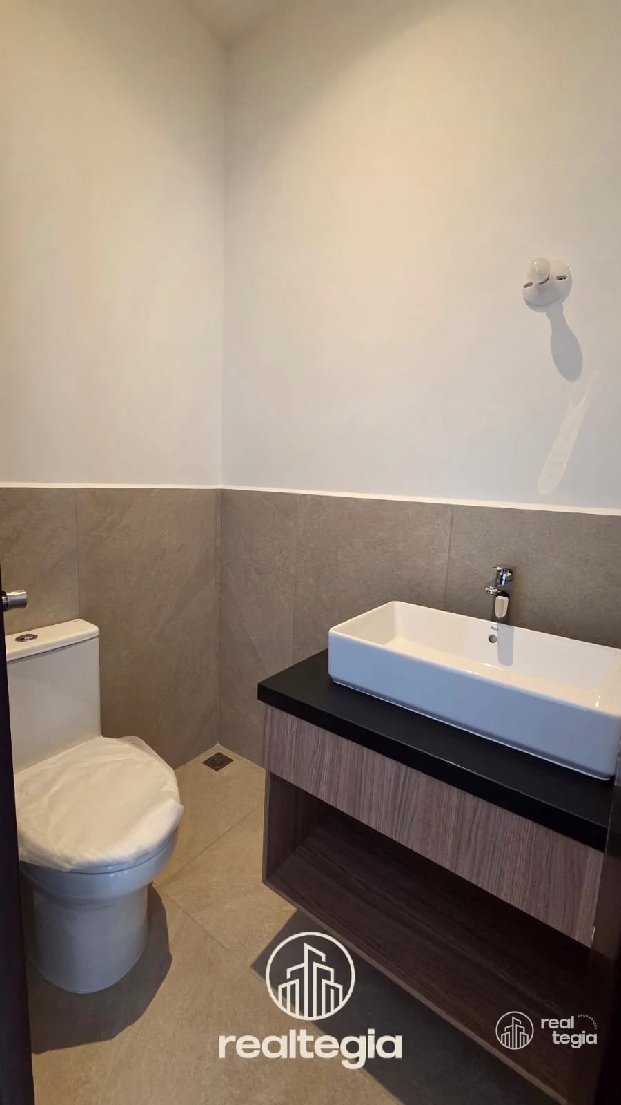 PENTHOUSE NOGALES DE CAYALÁ ZONA 16 — Apartamento en Venta en Zona 16, Guatemala, Ciudad — foto 8 de 17