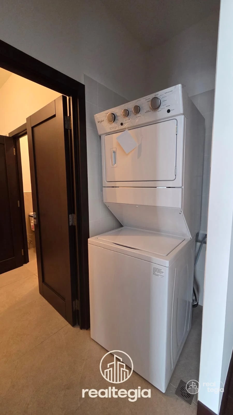 PENTHOUSE NOGALES DE CAYALÁ ZONA 16 — Apartamento en Venta en Zona 16, Guatemala, Ciudad — foto 11 de 17
