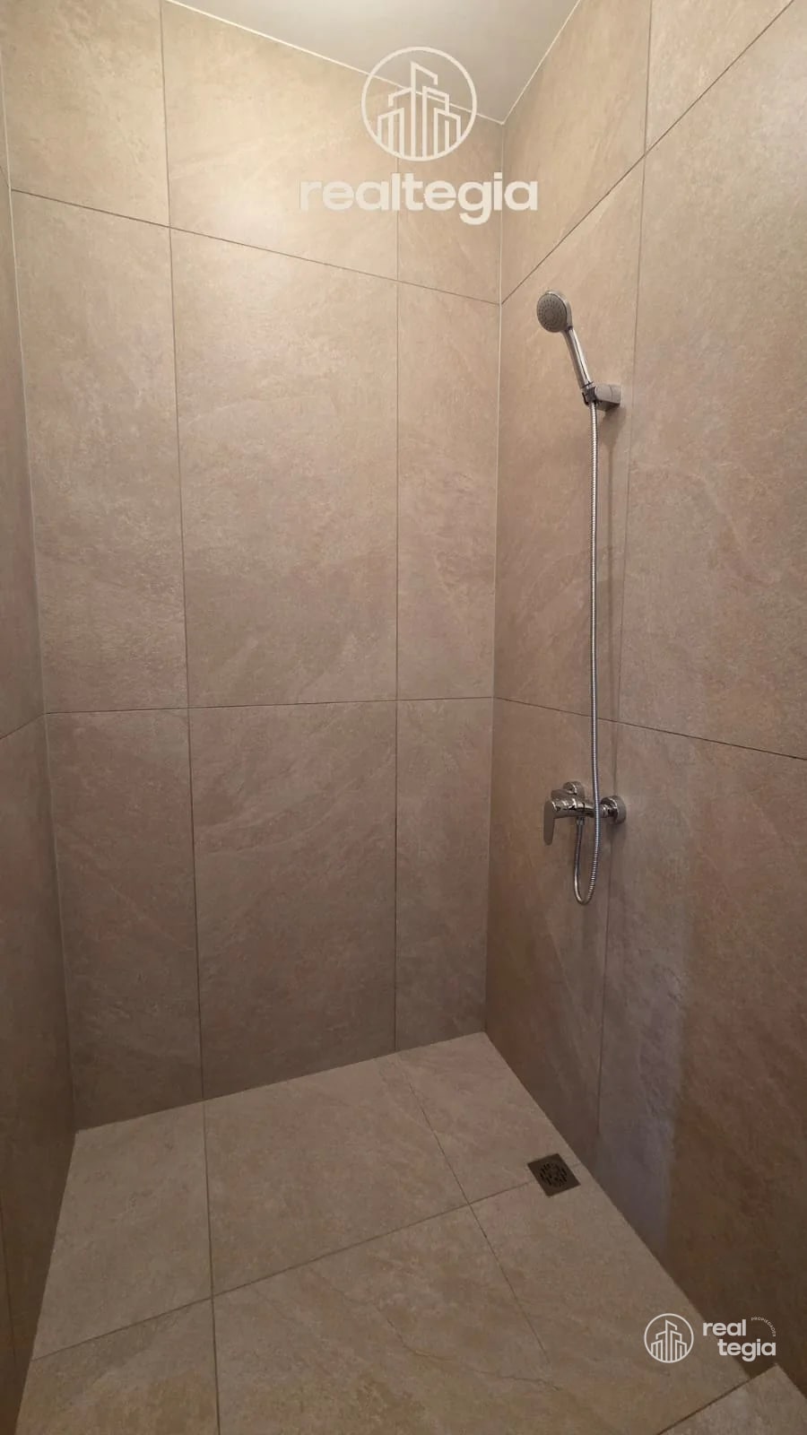PENTHOUSE NOGALES DE CAYALÁ ZONA 16 — Apartamento en Venta en Zona 16, Guatemala, Ciudad — foto 15 de 17