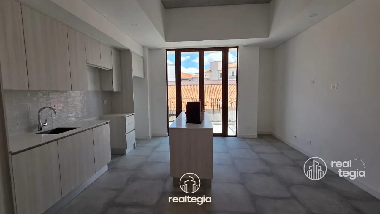 APARTAMENTO EN ANTARES DE CAYALÁ ZONA 16 — Apartamento en Venta en Zona 16, Guatemala, Ciudad — foto 3 de 8