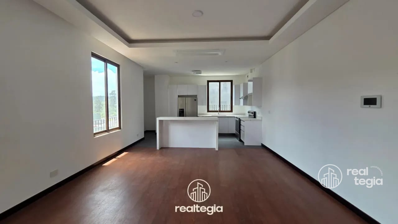 APARTAMENTO NOGALES DE CAYALÁ ZONA 16 — Apartamento en Venta en Zona 16, Guatemala, Ciudad — foto 1 de 17
