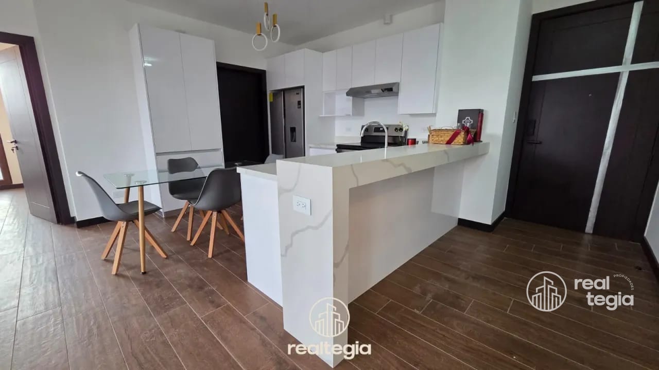 Apartamento en Lirios de Cayalá Zona 16 — Apartamento en Venta en Zona 16, Guatemala, Ciudad — foto 3 de 14