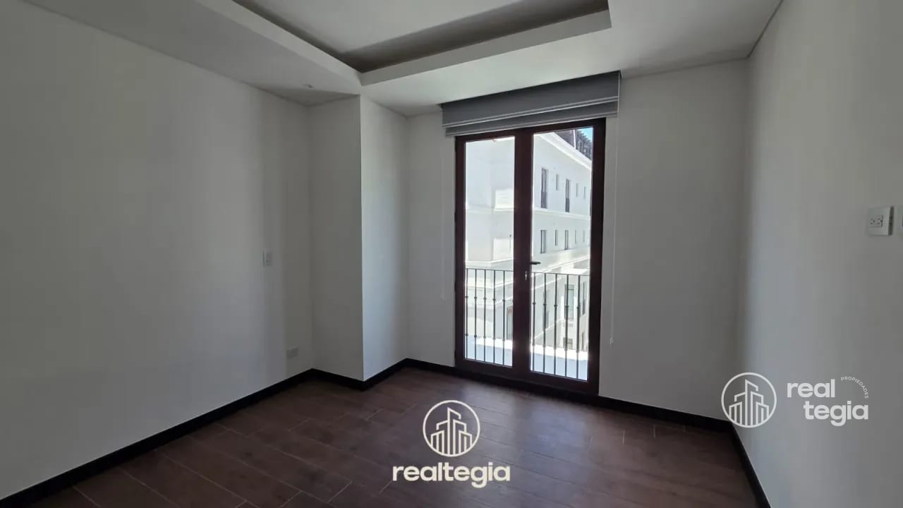 Apartamento en Lirios de Cayalá Zona 16 — Apartamento en Alquiler en Ciudad Cayalá, Zona 16, Guatemala, Ciudad — foto 7 de 12