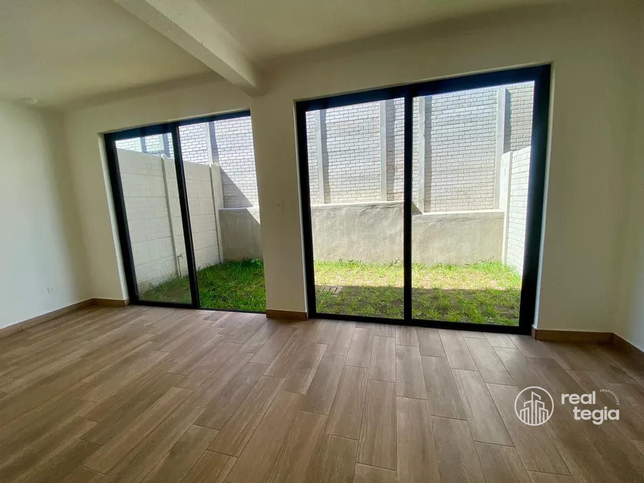 Casa en Laureles de San Isidro Zona 16 — Casa en Venta en San Isidro, Zona 16, Guatemala, Ciudad — foto 5 de 17