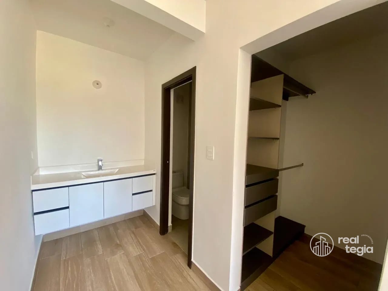 Casa en Laureles de San Isidro Zona 16 — Casa en Venta en San Isidro, Zona 16, Guatemala, Ciudad — foto 12 de 17