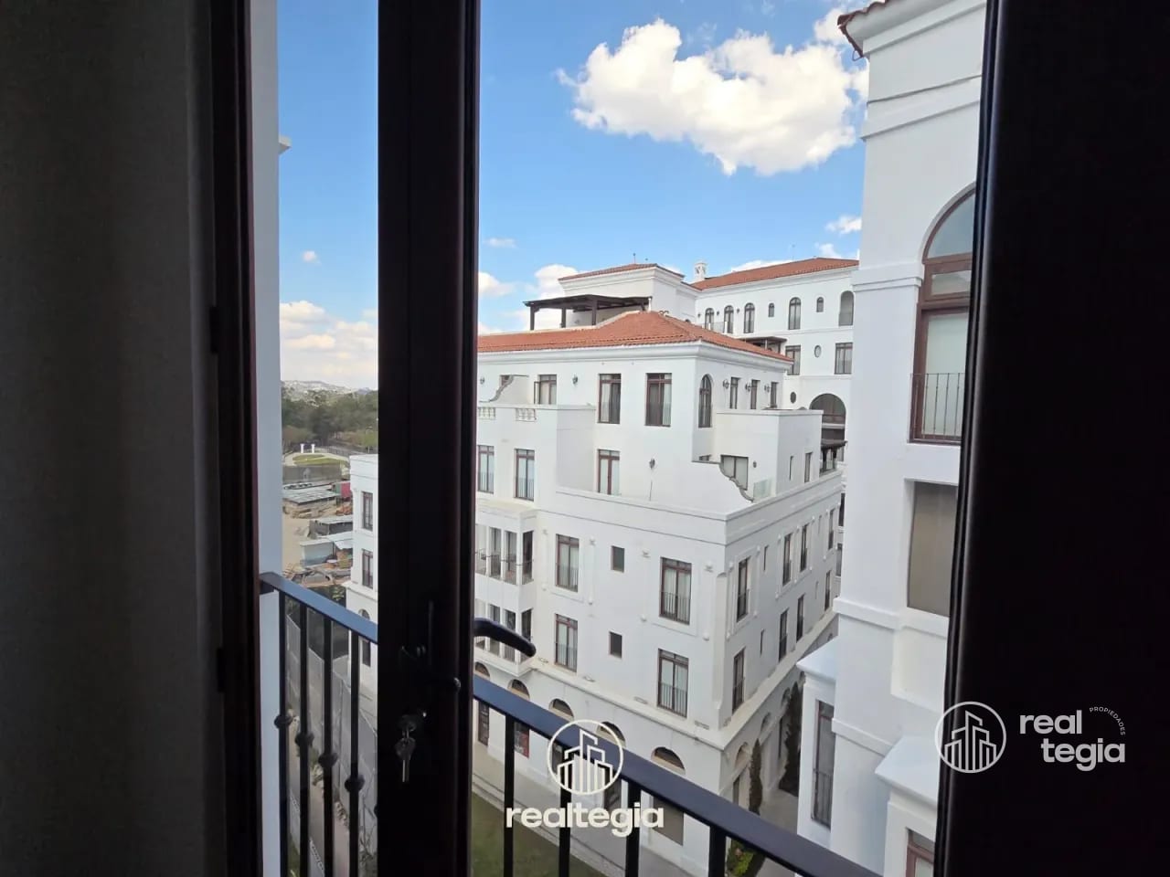 Apartamento en Lirios de Cayalá Zona 16 — Apartamento en Alquiler en Ciudad Cayalá, Zona 16, Guatemala, Ciudad — foto 15 de 16