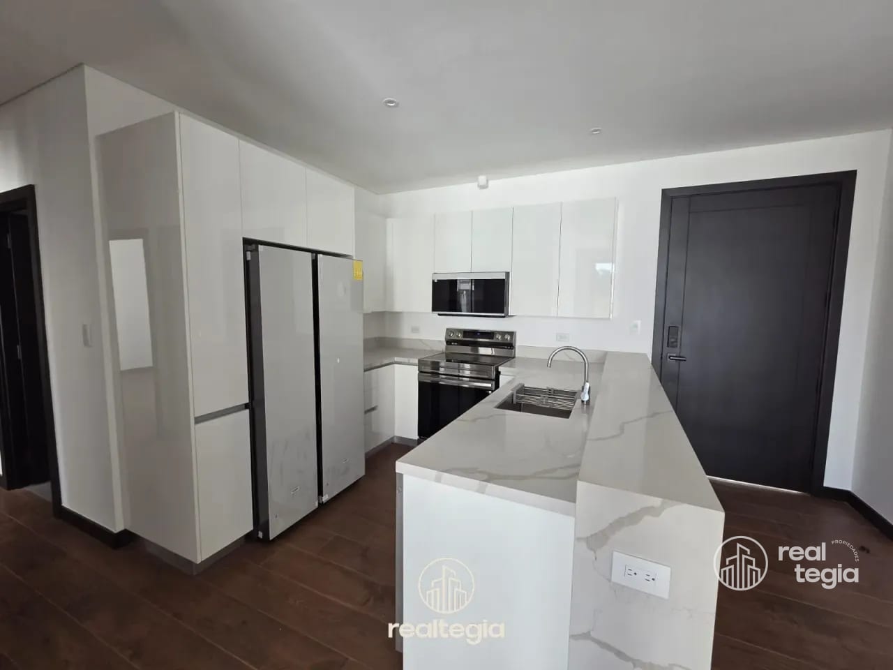 Apartamento en Lirios de Cayalá Zona 16 — Apartamento en Alquiler en Ciudad Cayalá, Zona 16, Guatemala, Ciudad — foto 1 de 16