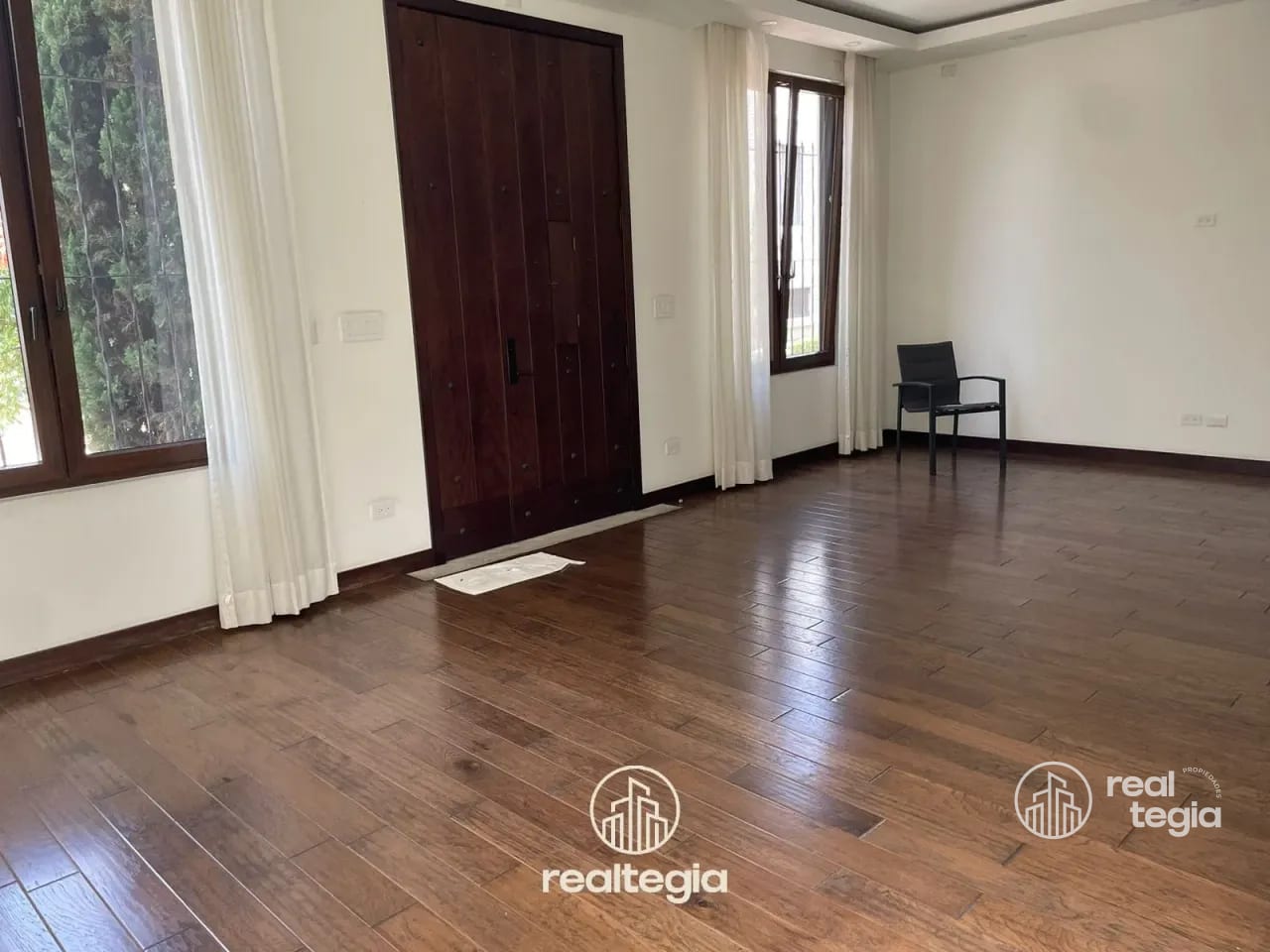 Casa en Ramblas de Cayalá Zona 16 — Casa en Alquiler en Ramblas de Cayalá, Zona 16, Guatemala, Ciudad — foto 4 de 15