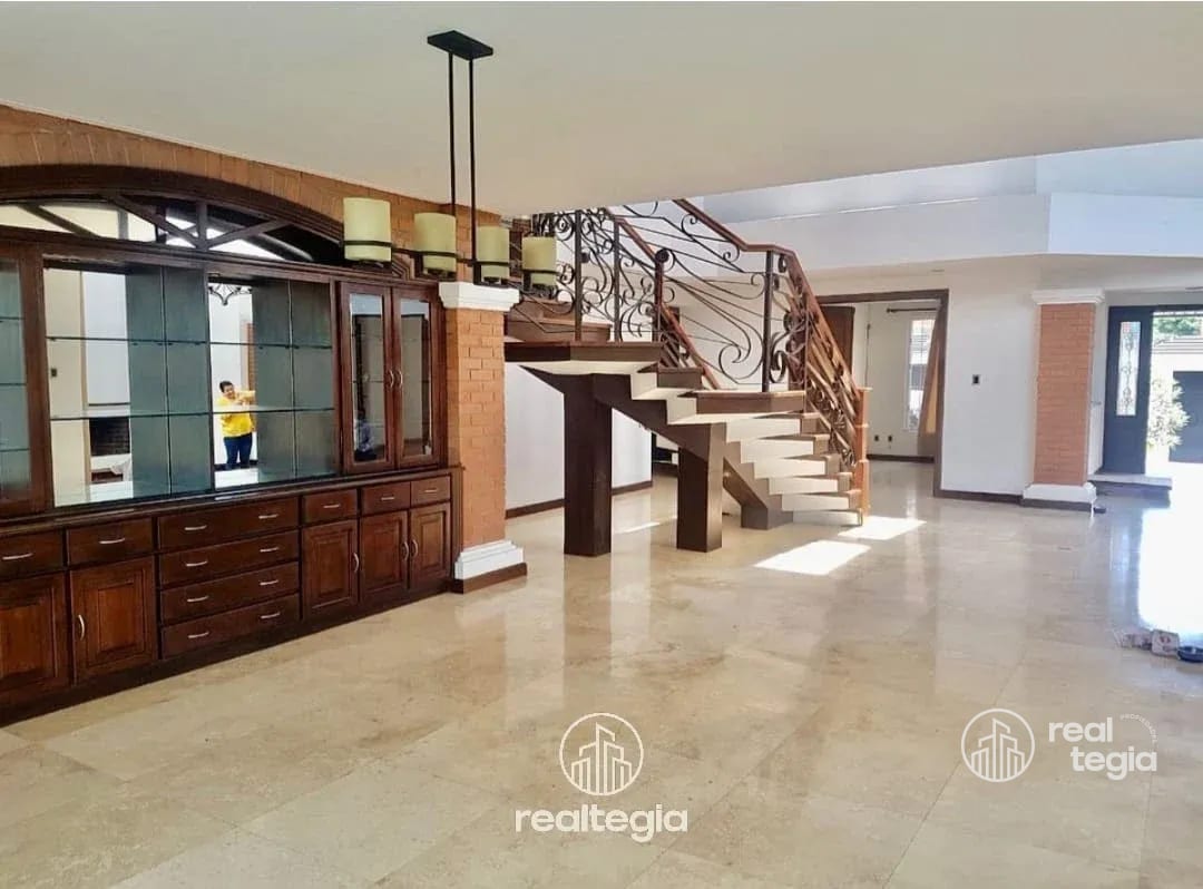 La Montaña Casa en Zona 16 — Casa en Alquiler en La Montaña, Zona 16, Guatemala, Ciudad — foto 4 de 17