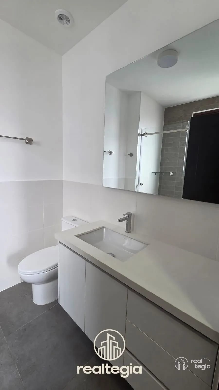 Apartamento en Lirios de Cayalá Zona 16 — Apartamento en Alquiler en Lirios de Cayalá IV, Zona 16, Guatemala, Ciudad — foto 10 de 11