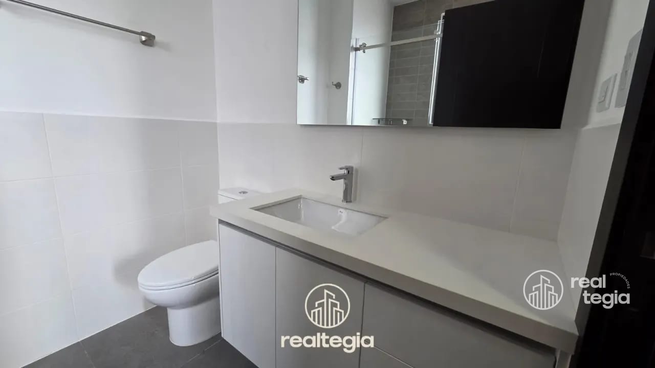 Apartamento en Lirios de Cayalá Zona 16 — Apartamento en Alquiler en Lirios de Cayalá IV, Zona 16, Guatemala, Ciudad — foto 11 de 11