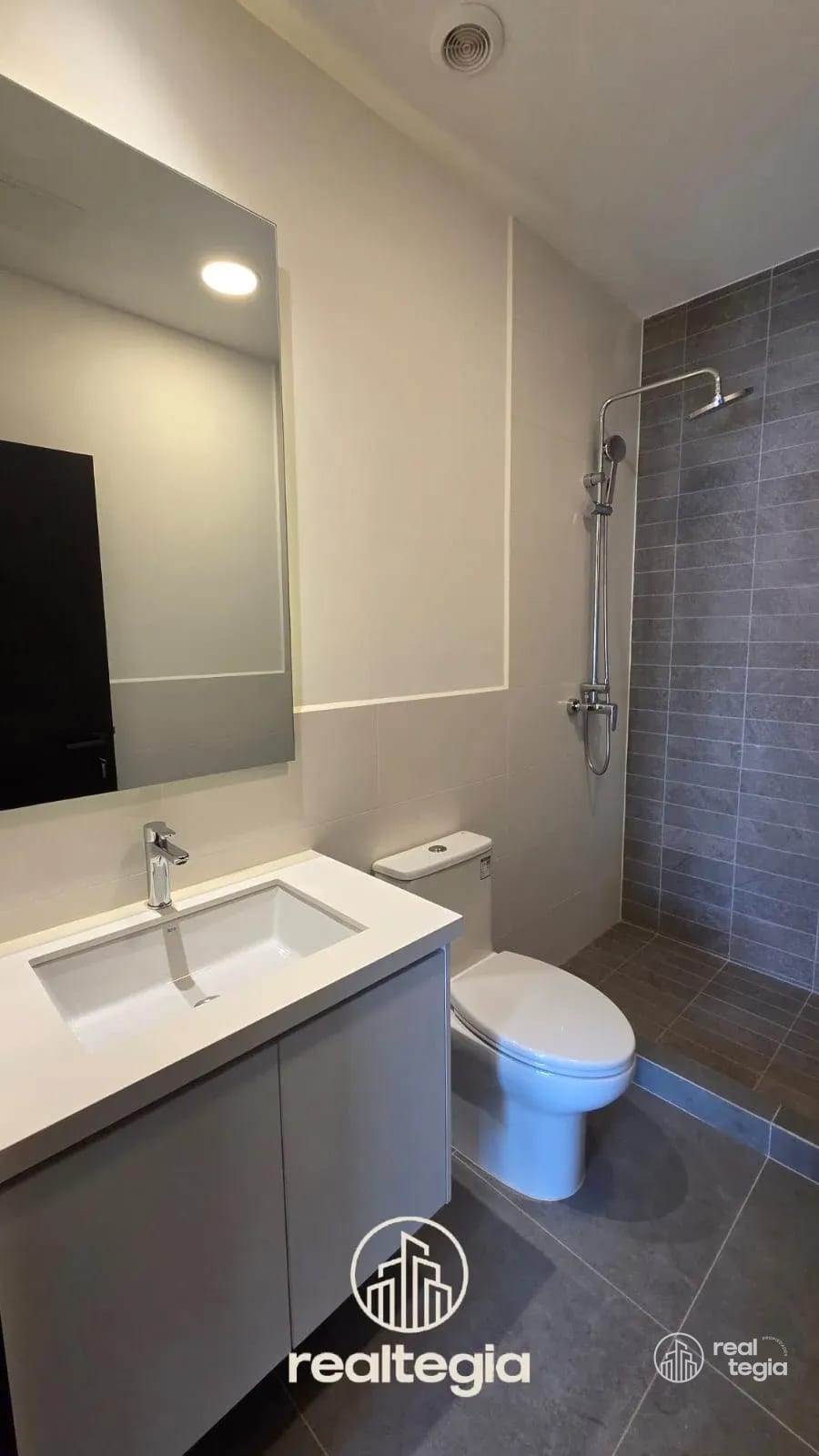 🏡 Apartamento en Renta | Lirios de Cayalá — Apartamento en Alquiler en Lirios de Cayalá IV, Zona 16, Guatemala, Ciudad — foto 4 de 12