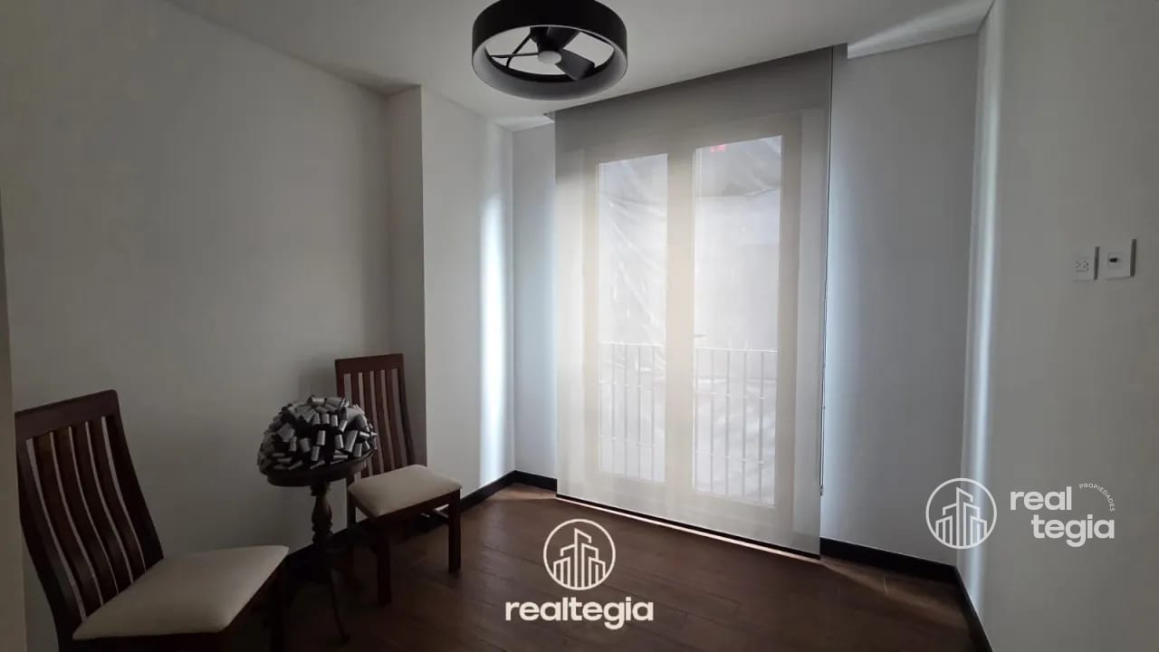 🏠 Apartamento en Lirios de Cayalá — Apartamento en Venta en Lirios de Cayalá IV, Zona 16, Guatemala, Ciudad — foto 4 de 15