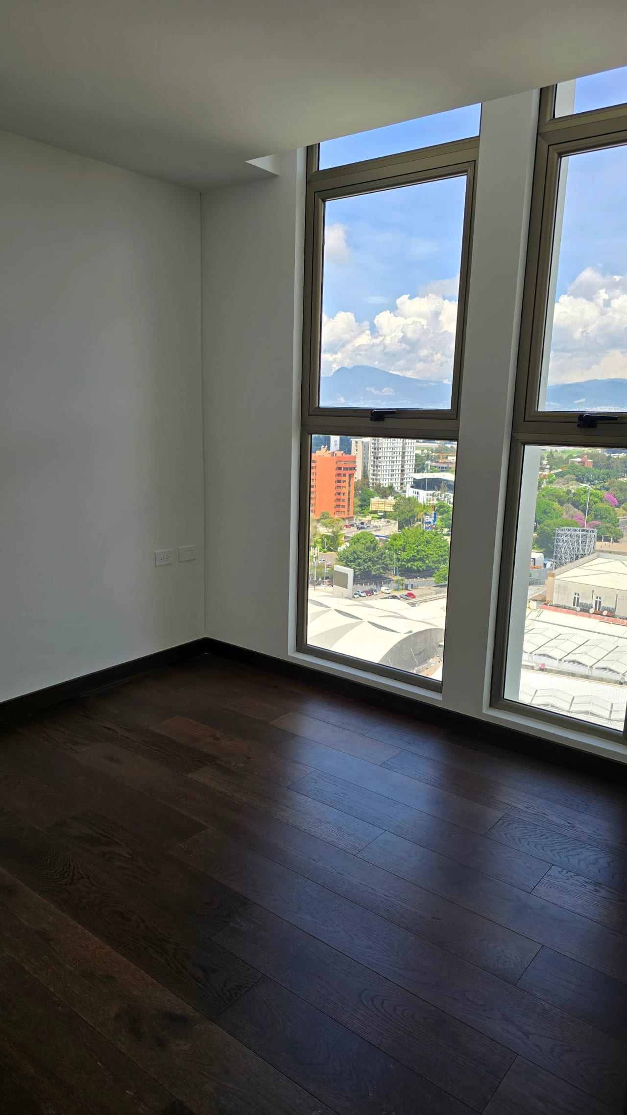 Invierta en lo último de zona 10! — Apartamento en Venta en Atarah, Zona 10, Guatemala, Ciudad — foto 4 de 7