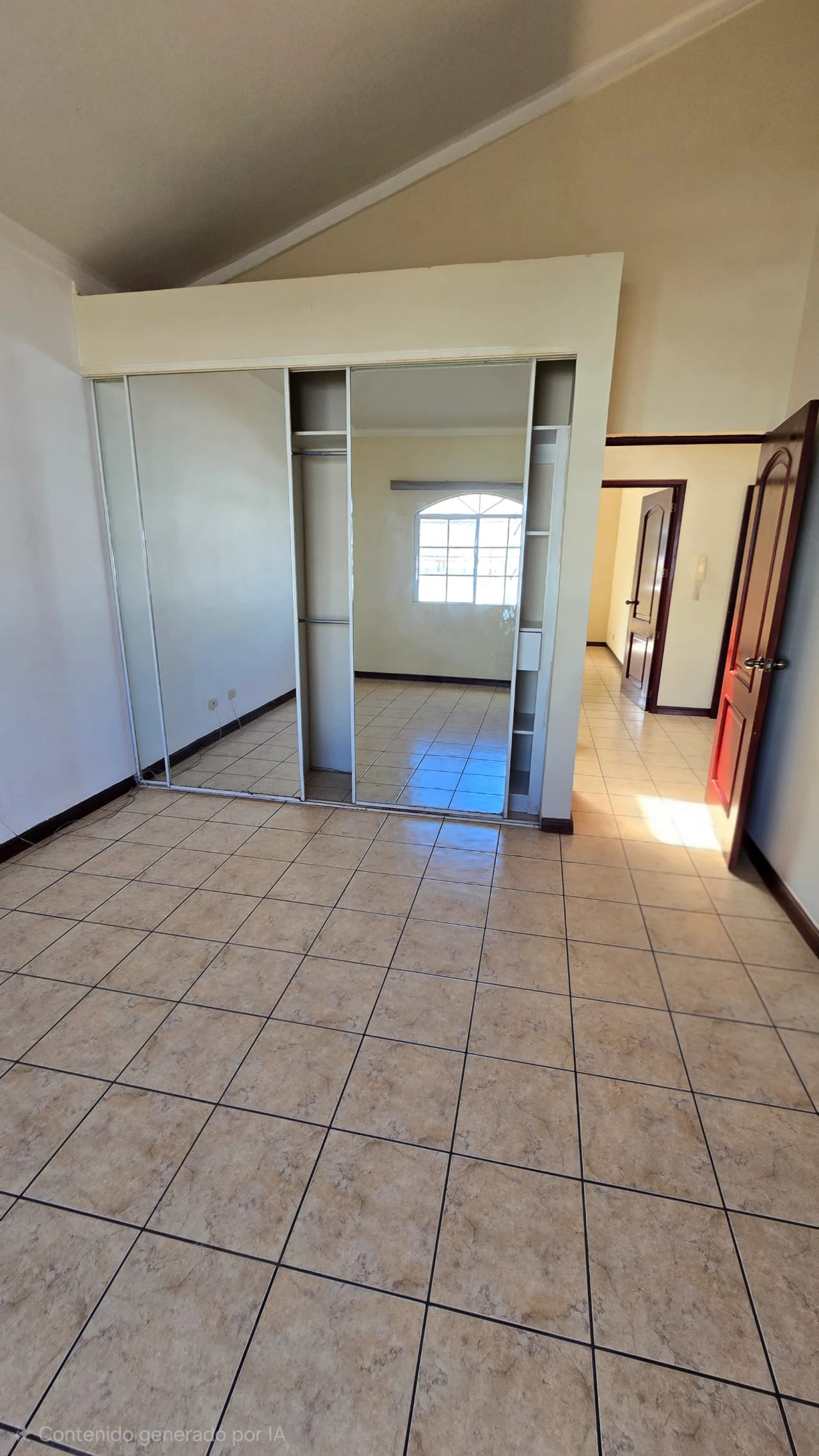 Cómoda casa de dos niveles en Condominio Santa Anita — Casa en Alquiler en km 16-20, Carretera a El Salvador, Guatemala, Ciudad — foto 11 de 13