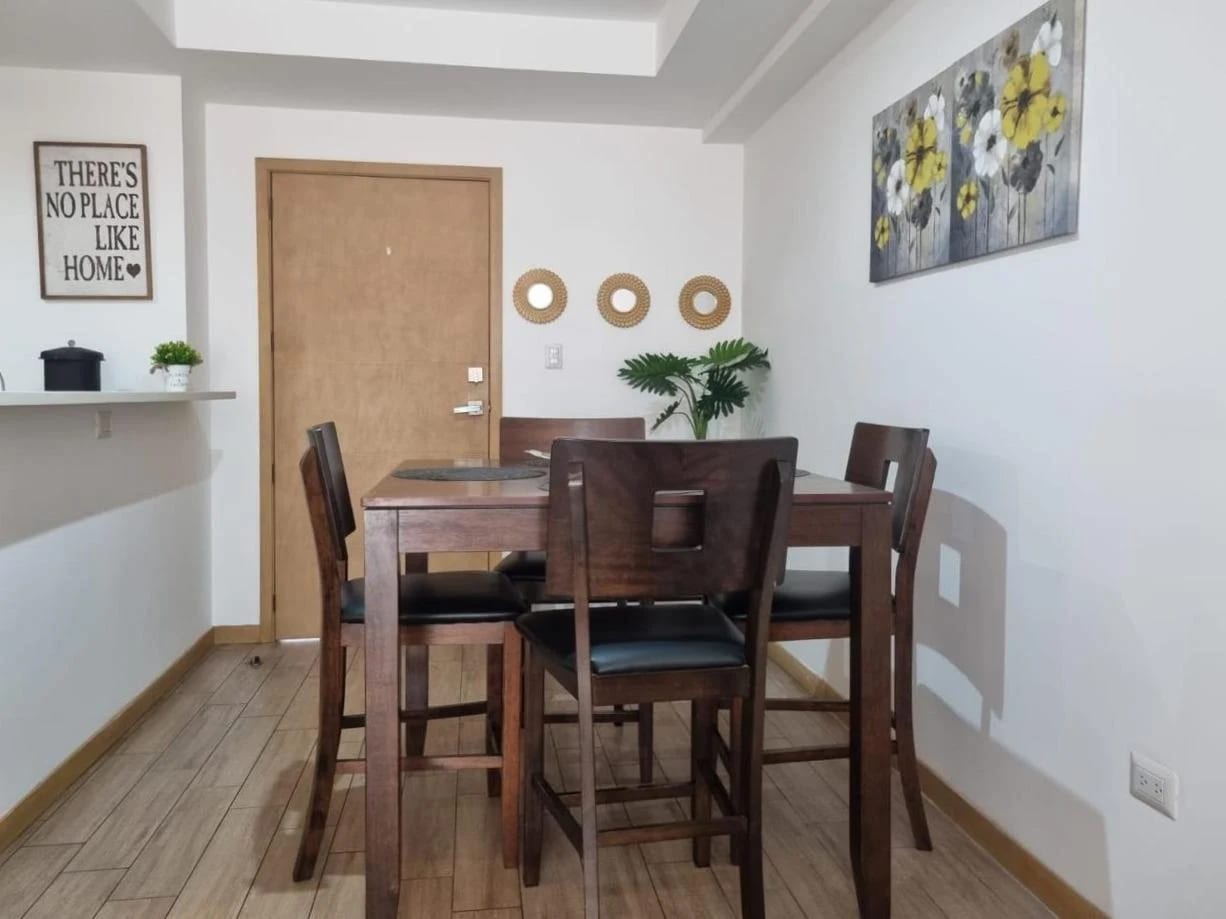 Apartamento Amueblado en Venta Zona 10 cod. CA36515 - Image 3