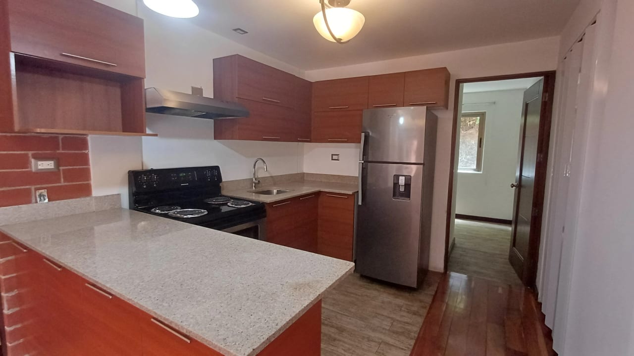 Apartamento en Renta Zona 10 cod.CA36564 — Apartamento en Alquiler en Zona 10, Guatemala, Ciudad — foto 2 de 12