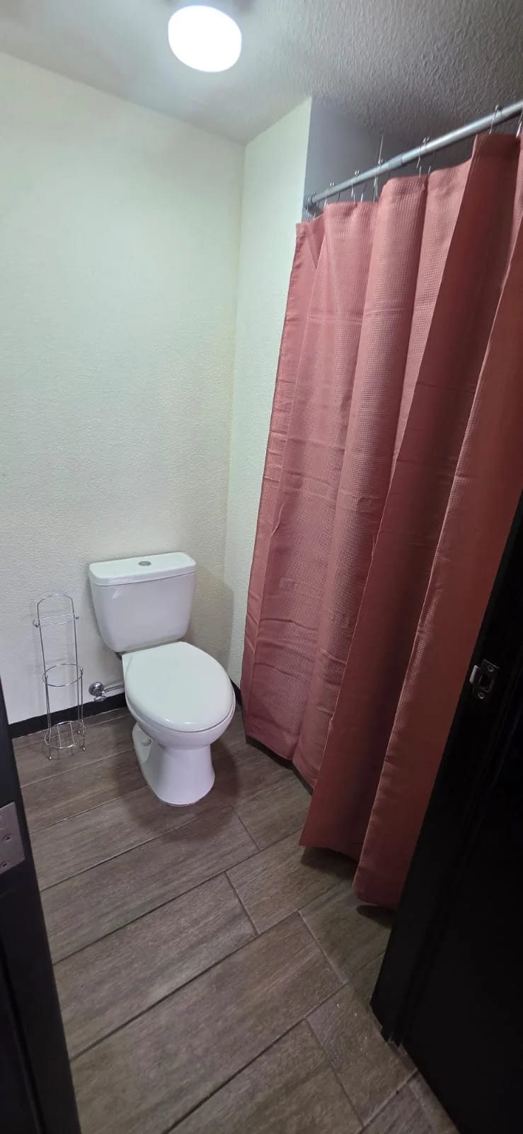 Rento Apartamento Semi-Amueblado Km16.5 COD.CA36625 — Apartamento en Alquiler en Carretera a El Salvador, Guatemala, Ciudad — foto 16 de 17