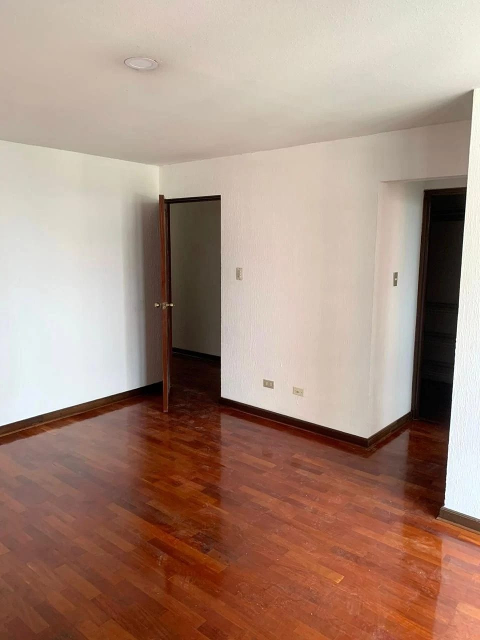 Apartamento en Renta Zona 14 cod.CA36759 — Apartamento en Alquiler en Zona 14, Guatemala, Ciudad — foto 4 de 11