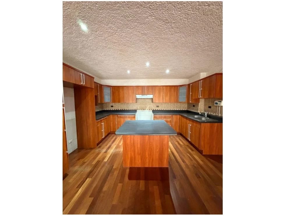 Apartamento en Renta Zona 15 COD. CA36797 — Apartamento en Alquiler en Zona 15, Guatemala, Ciudad — foto 4 de 14