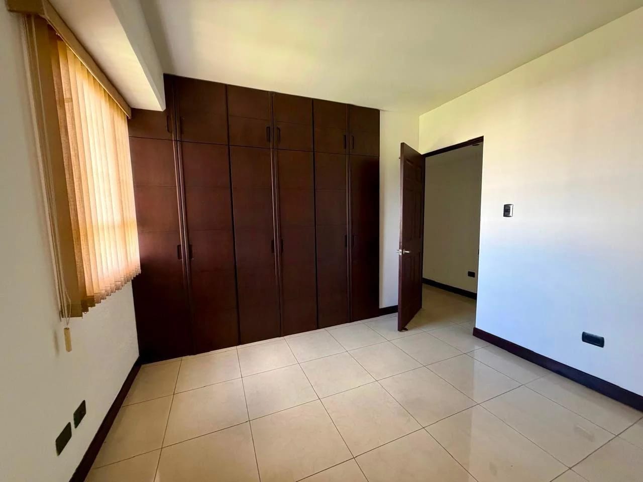 Apartamento en Renta Zona 16 cod.CA36830 — Apartamento en Alquiler en Zona 16, Guatemala, Ciudad — foto 4 de 11