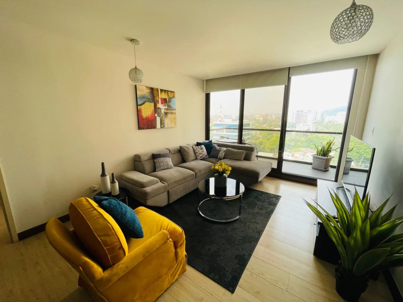 Apartamento Amueblado en Renta Zona 10 cod.CA36945 — Apartamento en Alquiler en Zona 10, Guatemala, Ciudad — foto 3 de 15