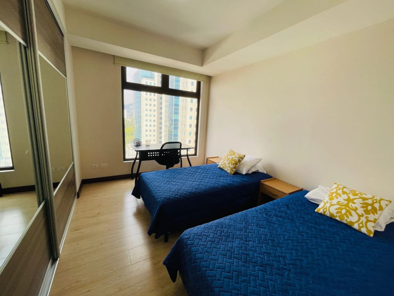 Apartamento Amueblado en Renta Zona 10 cod.CA36945 — Apartamento en Alquiler en Zona 10, Guatemala, Ciudad — foto 7 de 15