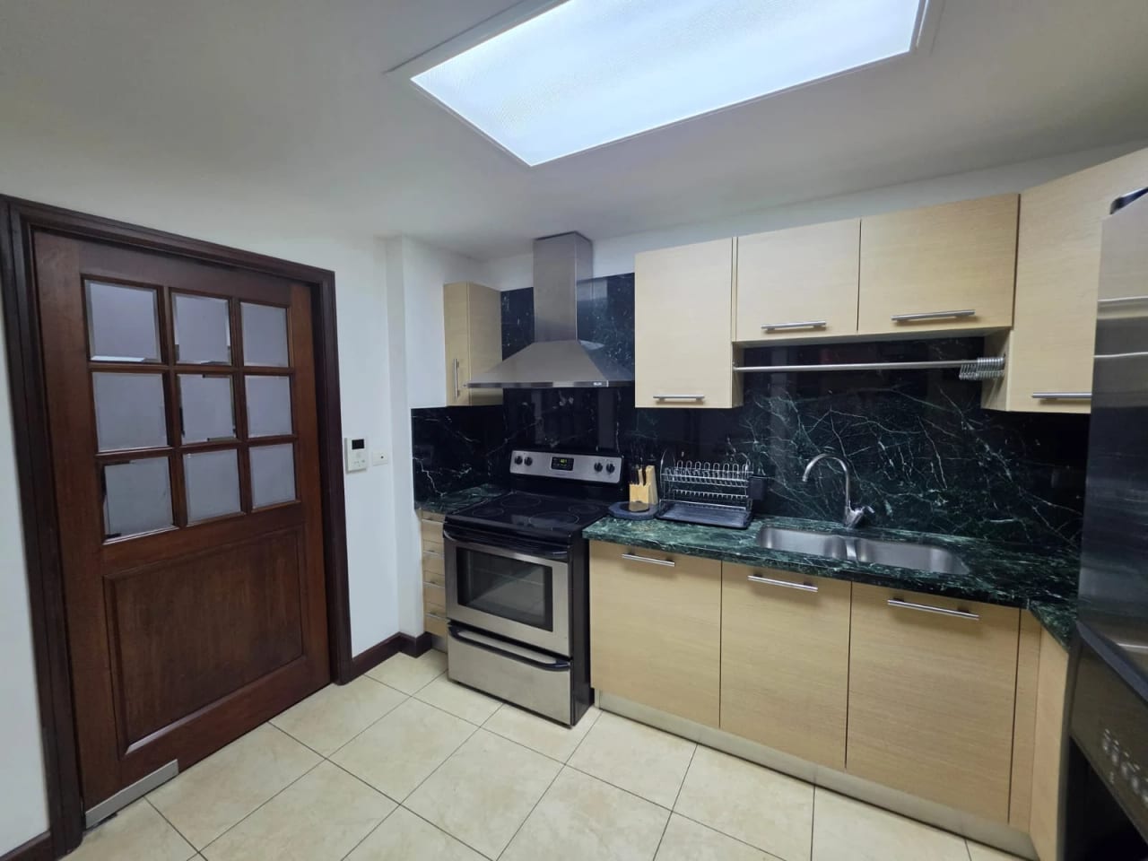 Apartamento Amueblado en Renta Zona 10 codigo.CA36948 — Apartamento en Alquiler en Zona 10, Guatemala, Ciudad — foto 6 de 15