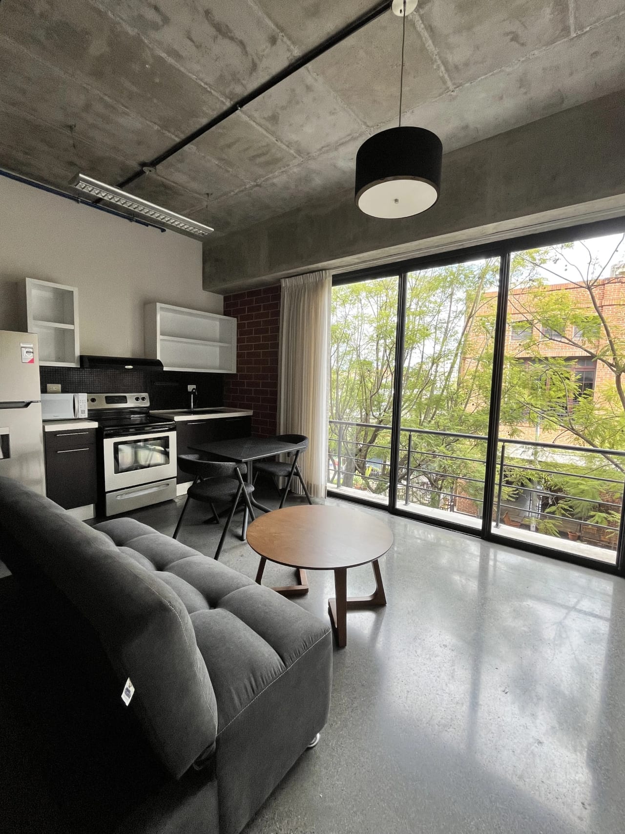 Apartamento Amueblado en Renta Zona 4 cod.DA36952 — Apartamento en Alquiler en Zona 11, Guatemala, Ciudad — foto 1 de 5