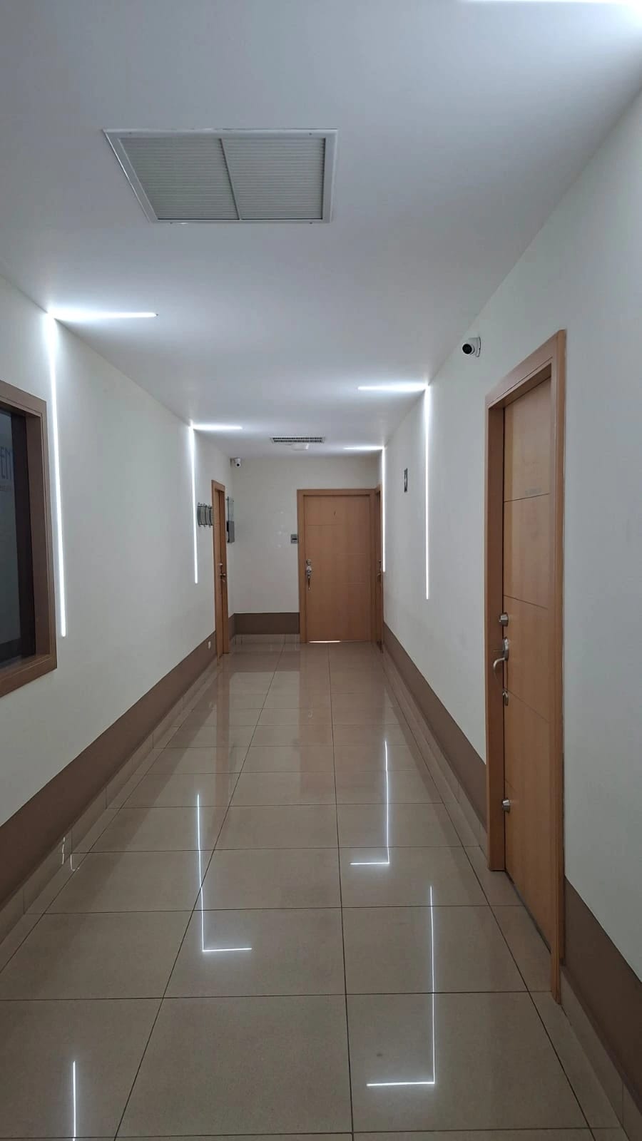 Clinica u Oficina en Renta Zona 10codigo.CO36957 — Oficina en Alquiler en Zona 10, Guatemala, Ciudad — foto 8 de 8