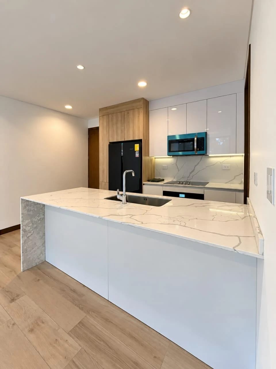 Apartamento en Renta Zona 10 codigo. CA36977 — Apartamento en Alquiler en Zona 10, Guatemala, Ciudad — foto 3 de 11