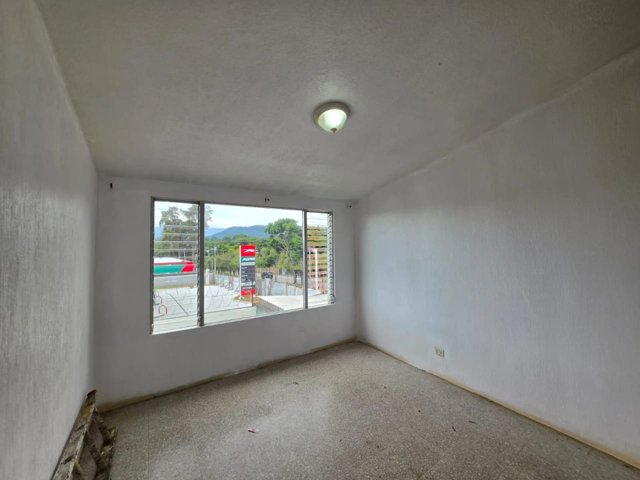 Casa en Renta Zona 16 CODIGO.CC367006 — Casa en Alquiler en Zona 16, Guatemala, Ciudad — foto 4 de 8