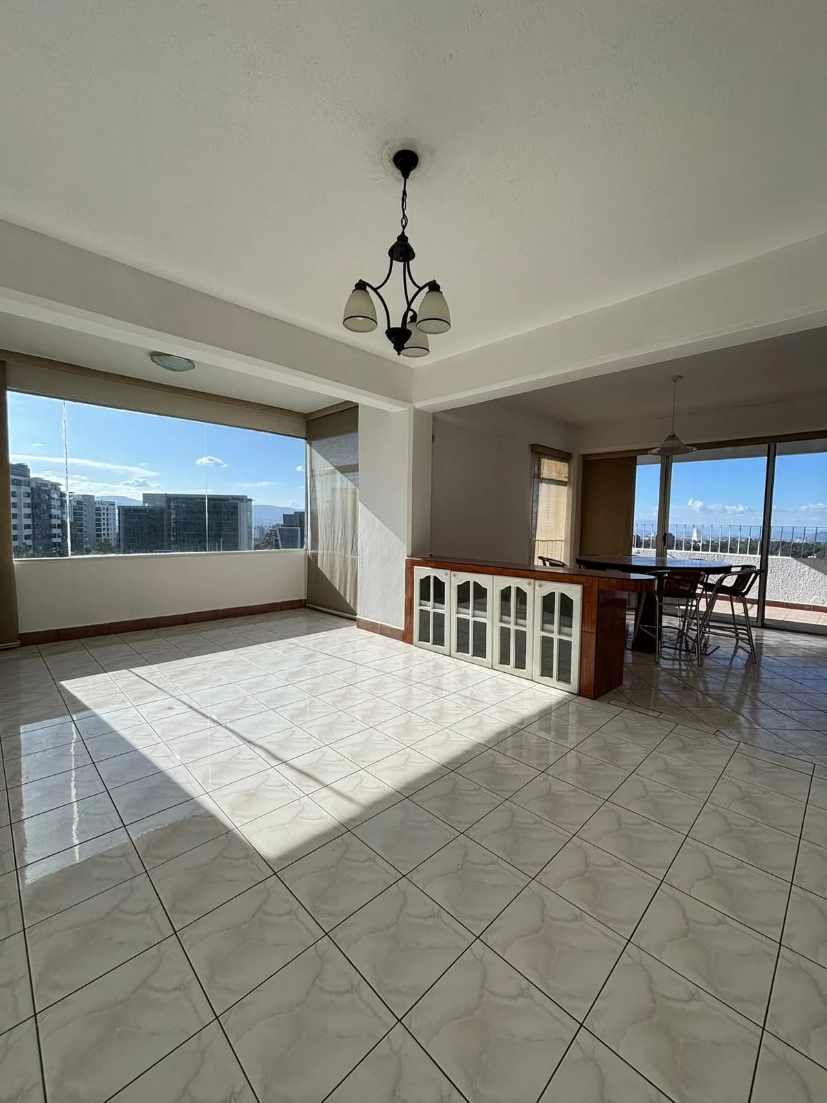 Apartamento en Renta Zona 15 codigo.CA37010 — Apartamento en Alquiler en Zona 15, Guatemala, Ciudad — foto 1 de 15