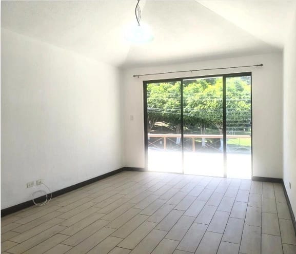 Casa en Venta Km. 16.5 Entrada a Olmeca COD. DA37024 — Casa en Venta en Carretera a El Salvador, Guatemala, Ciudad — foto 4 de 17