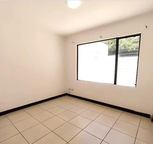 Casa en Venta Km. 16.5 Entrada a Olmeca COD. DA37024 — Casa en Venta en Carretera a El Salvador, Guatemala, Ciudad — foto 8 de 17