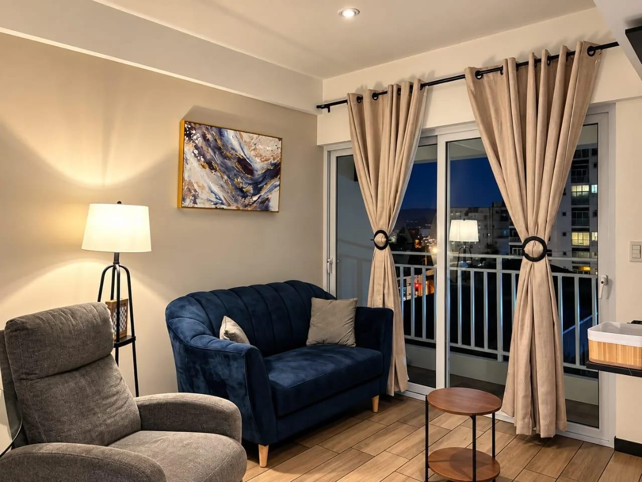Apartamento Amueblado en Renta Zona 13 codigo.CA37084 — Apartamento en Alquiler en Zona 13, Guatemala, Ciudad — foto 1 de 11
