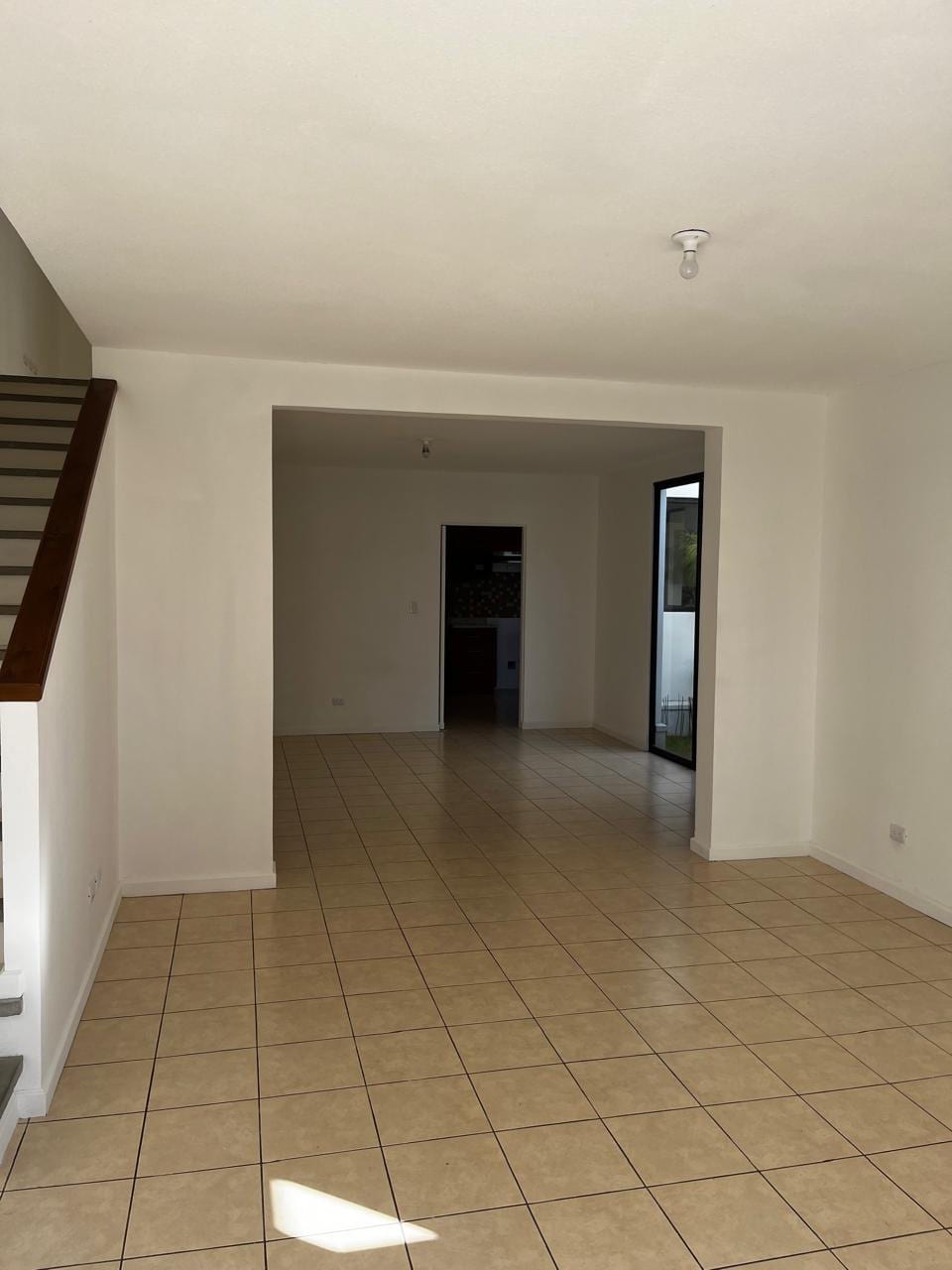 Casa en Venta en Los Manzanillos — Casa en Venta en Las Manzanillas, Carretera a El Salvador, Guatemala, Ciudad — foto 4 de 8