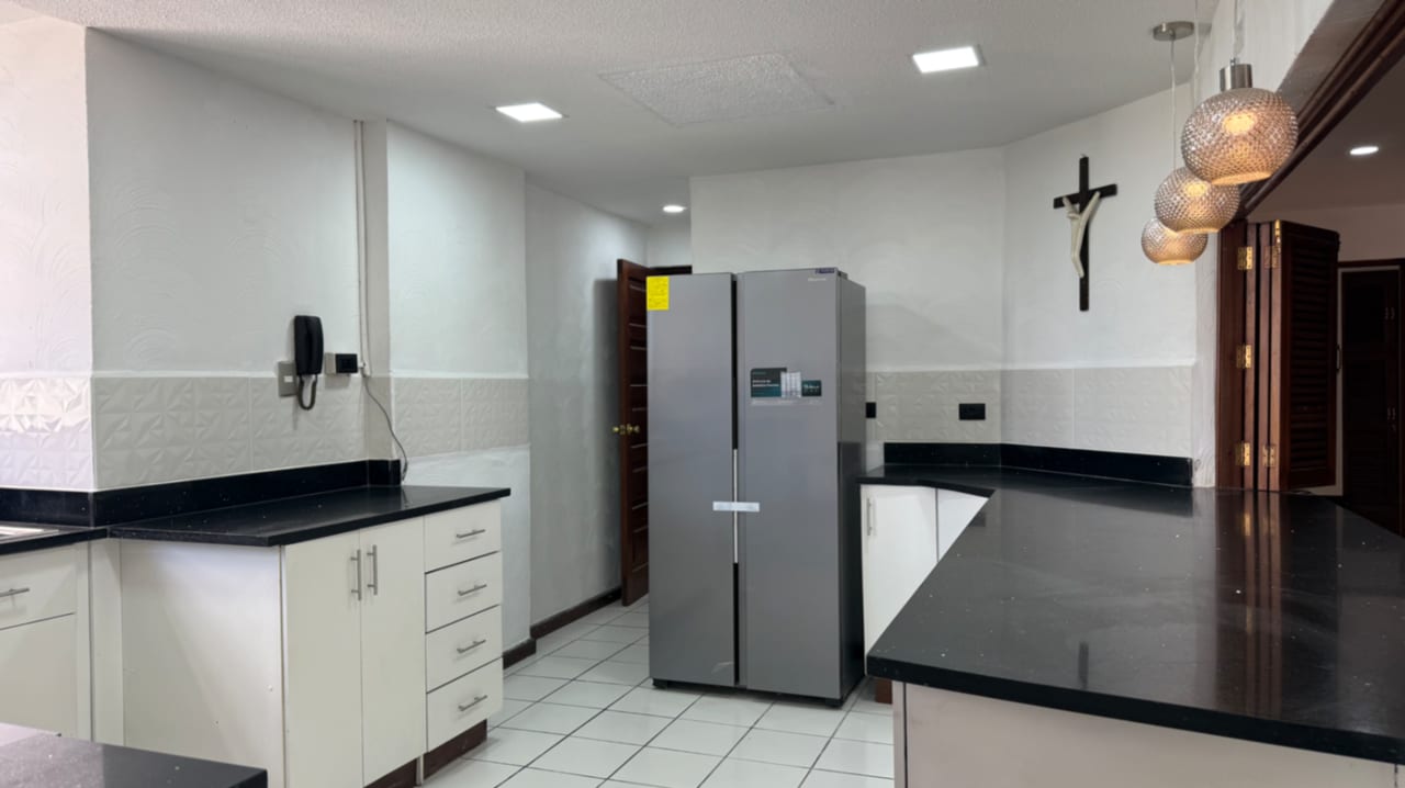 Apartamento en Zona 15 — Apartamento en Alquiler en Zona 15, Guatemala, Ciudad — foto 4 de 15