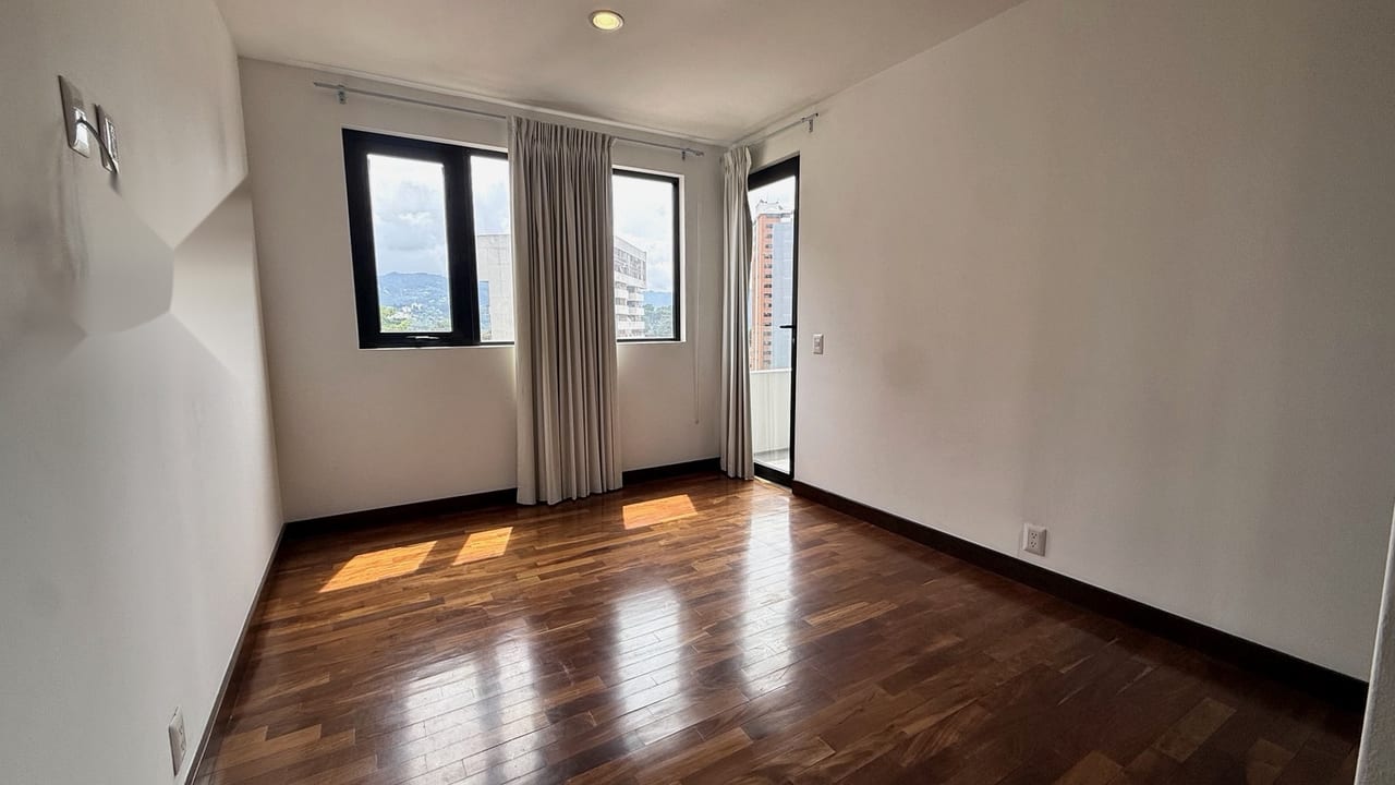 Apartamento en Venta zona 14 — Apartamento en Venta en Lantana, Zona 14, Guatemala, Ciudad — foto 4 de 8